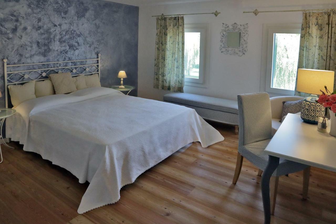 La Fonte Bed & Breakfast Fontanafredda Luaran gambar