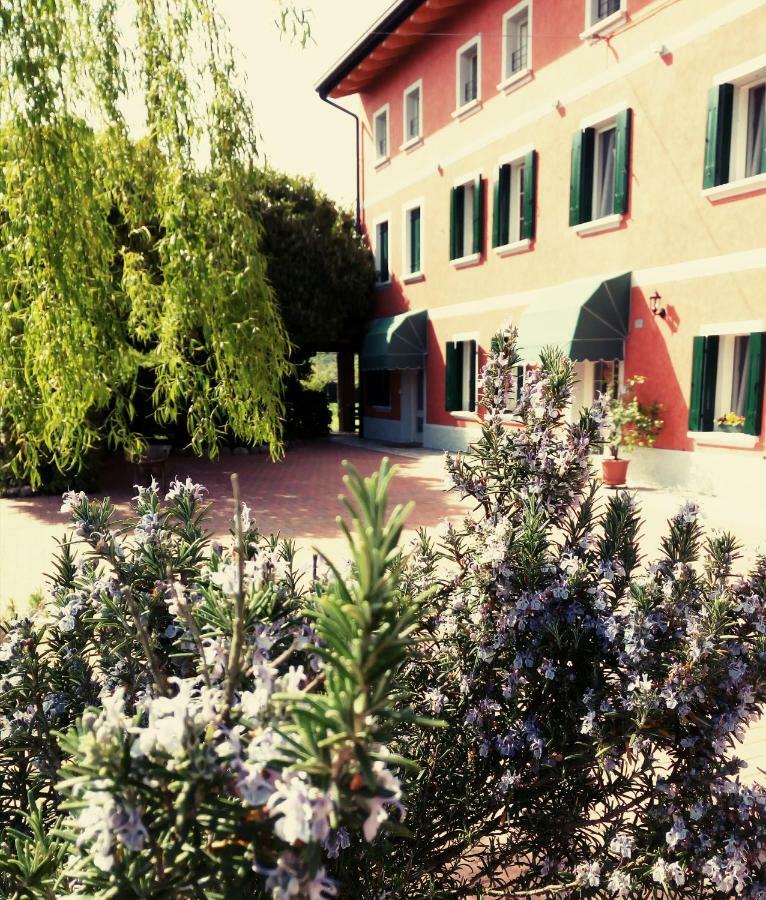 La Fonte Bed & Breakfast Fontanafredda Luaran gambar